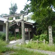 宗像神社の境内にあります