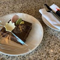 お誕生日ケーキを頂きました。