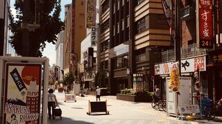 綺麗な新しい通り