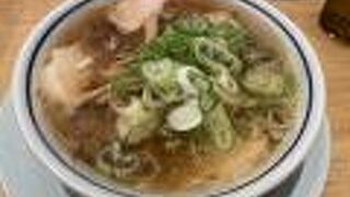虎ノ門駅:醤油ラーメン