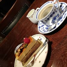 カップはタカラダ