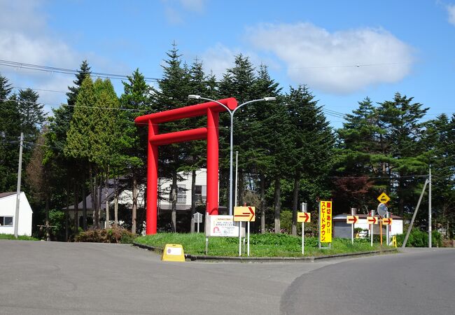 巨大水柱で知った由緒ある神社