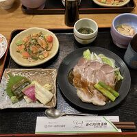 和洋バリエーションに富んでいて美味しい