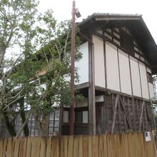 芹沢けい介の家です