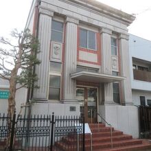 ギリシア風の建築です