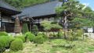 大奥の大年寄・絵島が眠っています