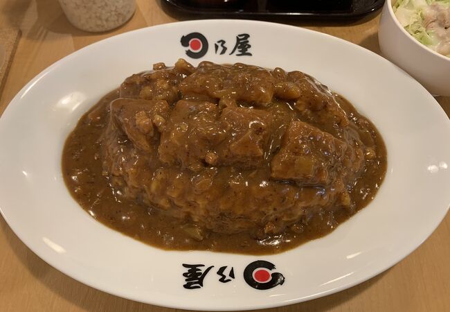 カツカレーが一番人気