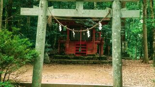 バス停から少し先になります