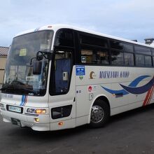 代行バスはJRバス、山交バス、松山観光バスで運行されていた