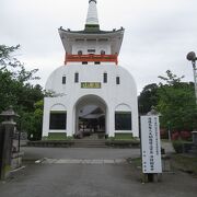 大きなお寺です