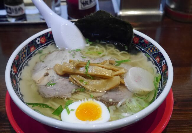 麺厨房あじさい紅店☆塩らー