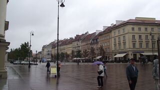 ワルシャワ旧市街は復興努力の賜です