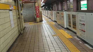 休日朝に、名古屋駅から中村日赤駅まで乗車