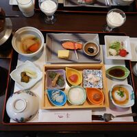 朝食も和食膳を。ゆっくり美味しくいただけました。