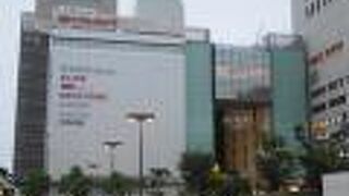 でっかい駅ビル。