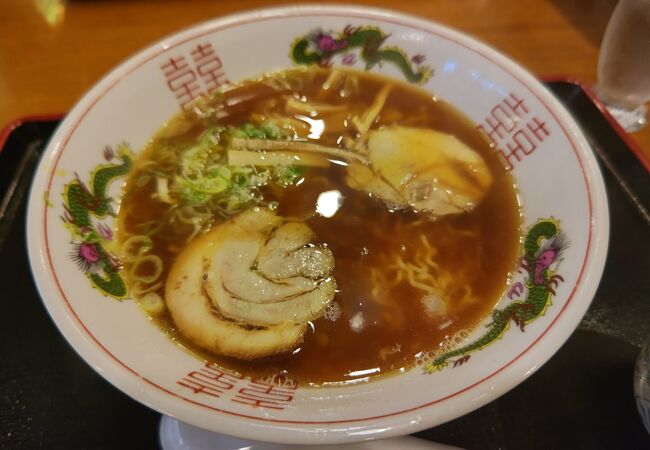 醤油の利いた高山ラーメン