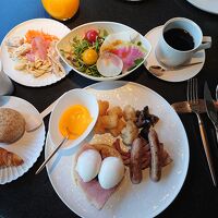 朝食
