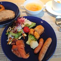 朝食＠ラウンジ