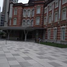 東京駅丸の内駅前広場