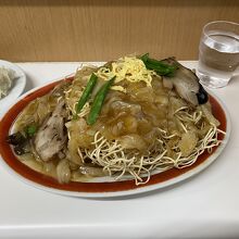 注文は「焼きそば1つ」と言います