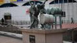 しものせき馬関まつりの踊りの像