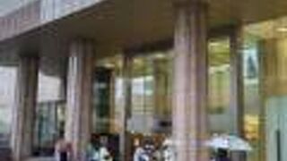 福岡を代表する百貨店