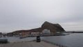 特長的な岬です。