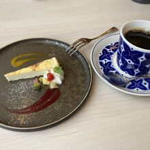 コーヒーとケーキです