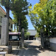 本誓寺の入口