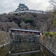 復元したことで和歌山城を代表する景観が生まれた。