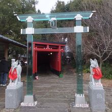 神徳稲荷神社