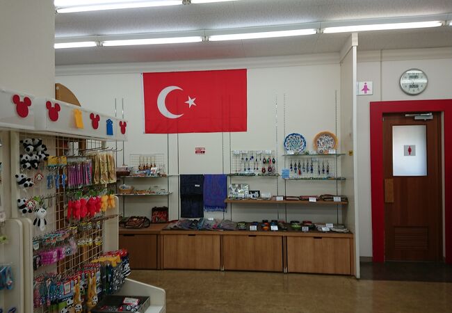 トルコのお土産物も置いてある