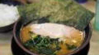 すげー行列店になりました