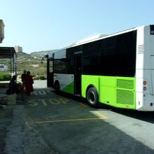 311番のバスで終点下車。