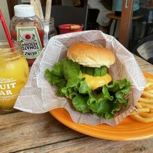 アボガドバーガー