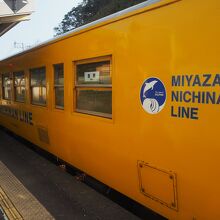 220x220_18920782.jpg?