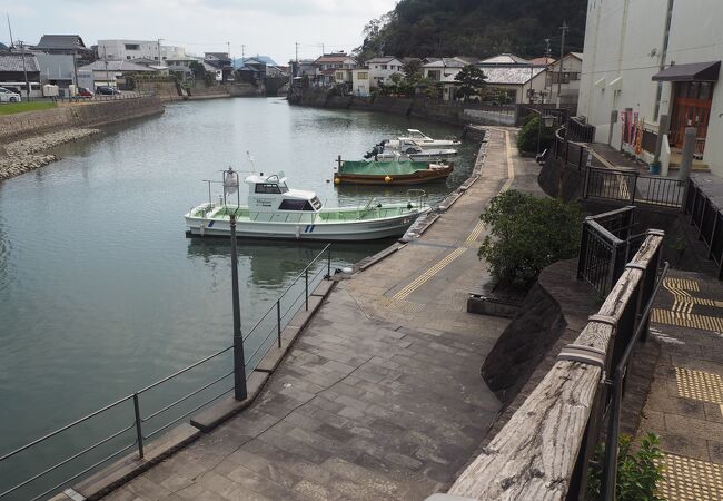 飫肥杉の貯留、搬送などで造られた