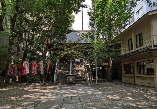 名古屋の中心地にある神社