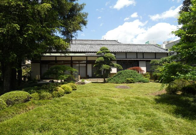 高円寺駅からすぐ