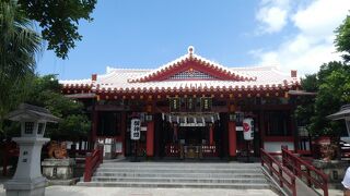 海沿いの神社