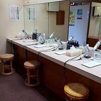 温泉施設は古びているが、アメニティ類はすべてそろっている