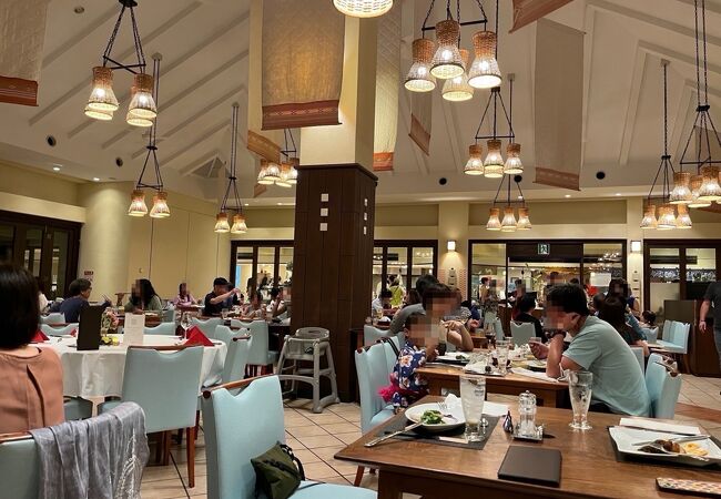 バラエティ豊富で全て美味しい。オールインクルーシブです。