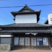 鎌倉彫の店舗兼住宅