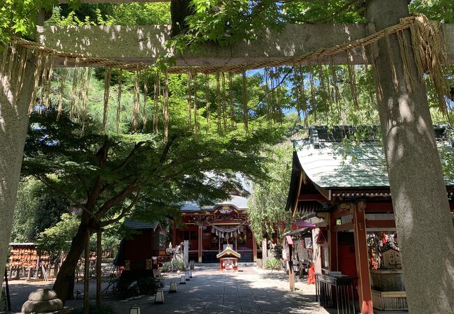 冠稲荷神社