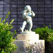 近代彫刻の巨匠、山崎朝雲