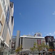 札幌駅前にある大きな商業施設です。