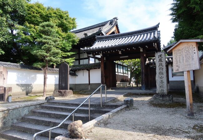 歴史好きには面白い寺院