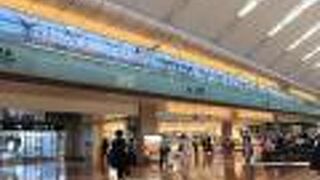 そこそこの賑わい