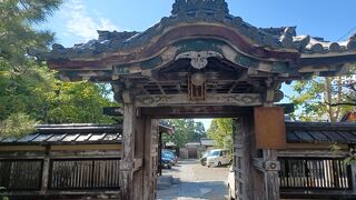 豐川吒枳尼眞天（とよかわだきにしんてん）を祀る