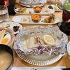 山小屋と思えない食事のクオリティ